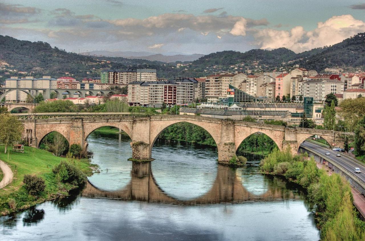 Apartamento Portovello Con Vistas Al Rio Allariz Kültér fotó