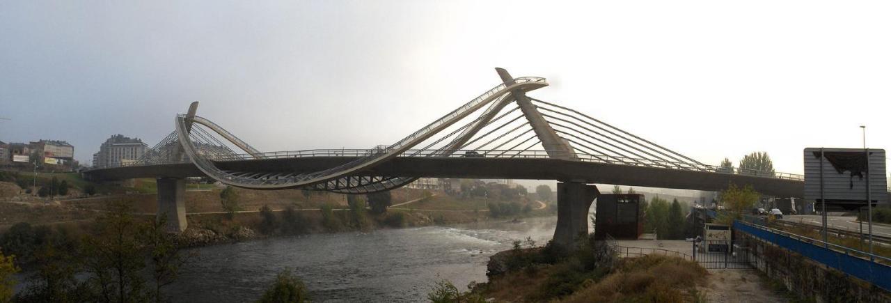 Apartamento Portovello Con Vistas Al Rio Allariz Kültér fotó